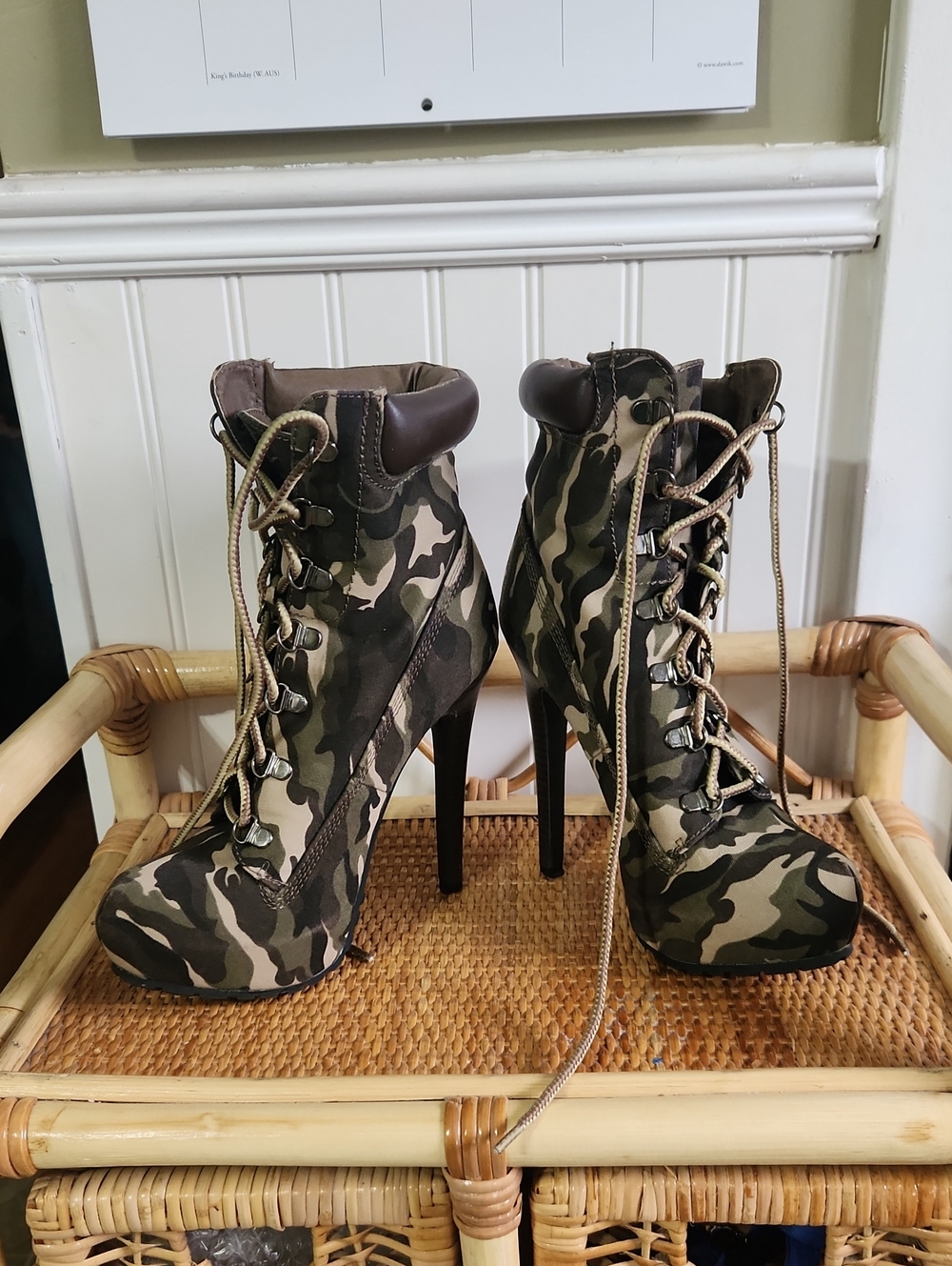 Stiletto Camoflauge Boots